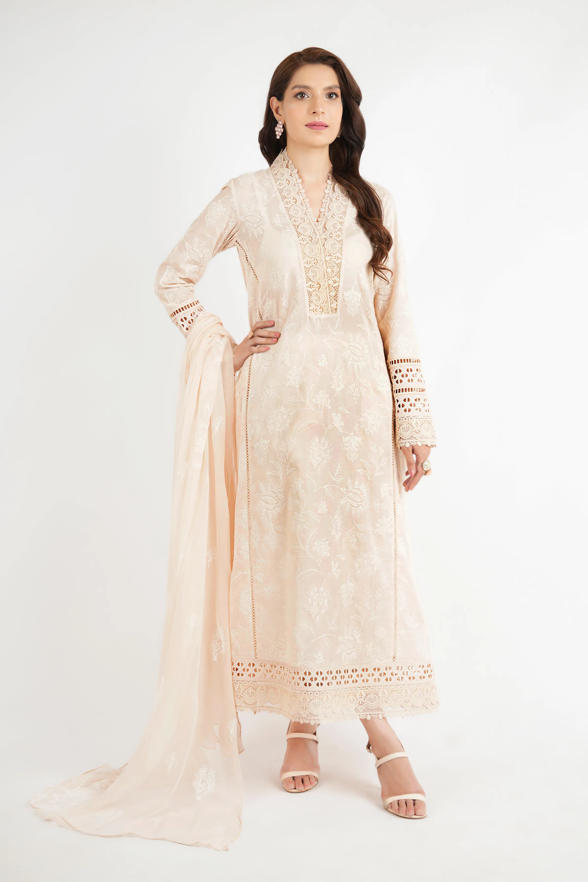 BOO-E-GULISTAN