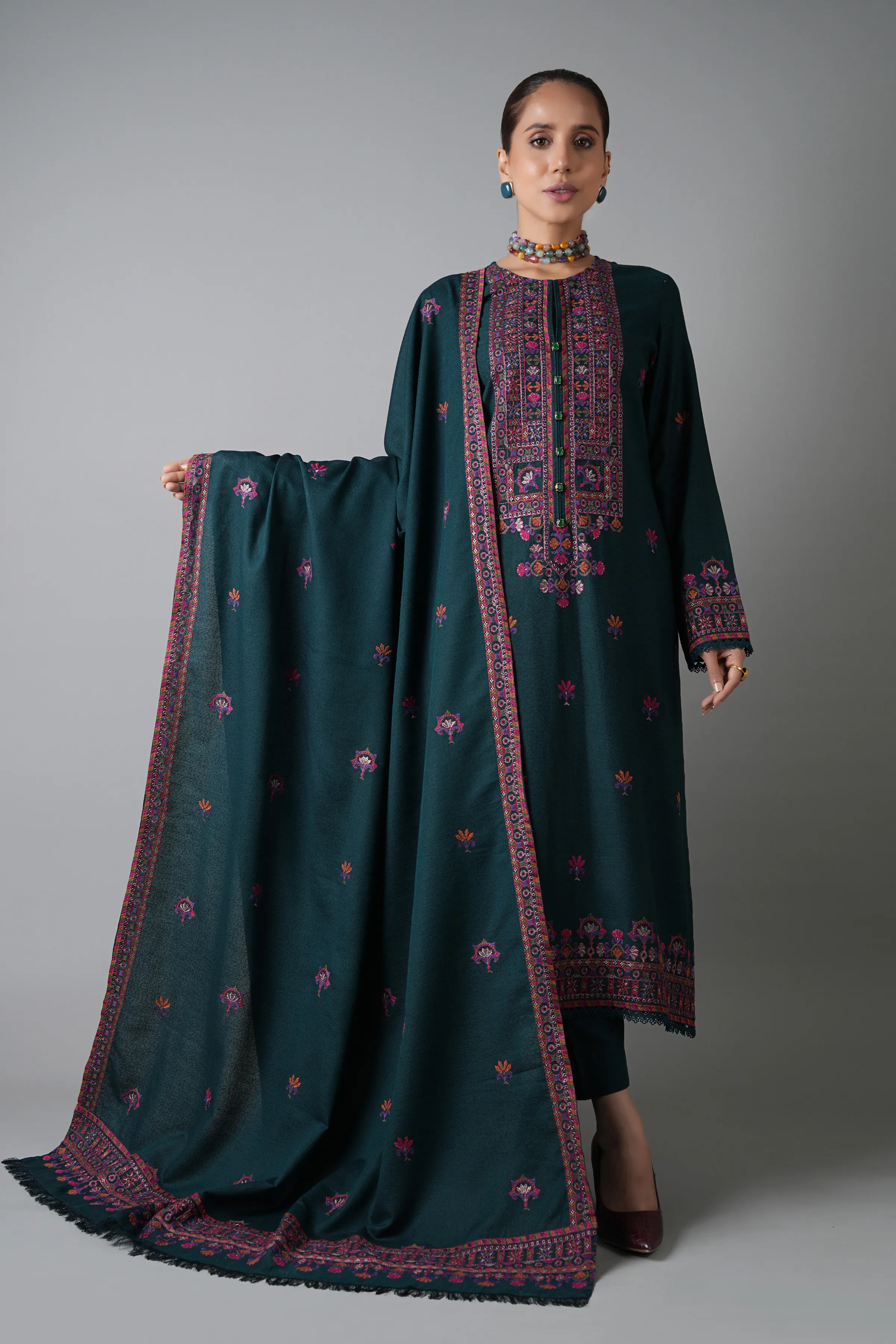 BLOOMING DESERT SHAWL