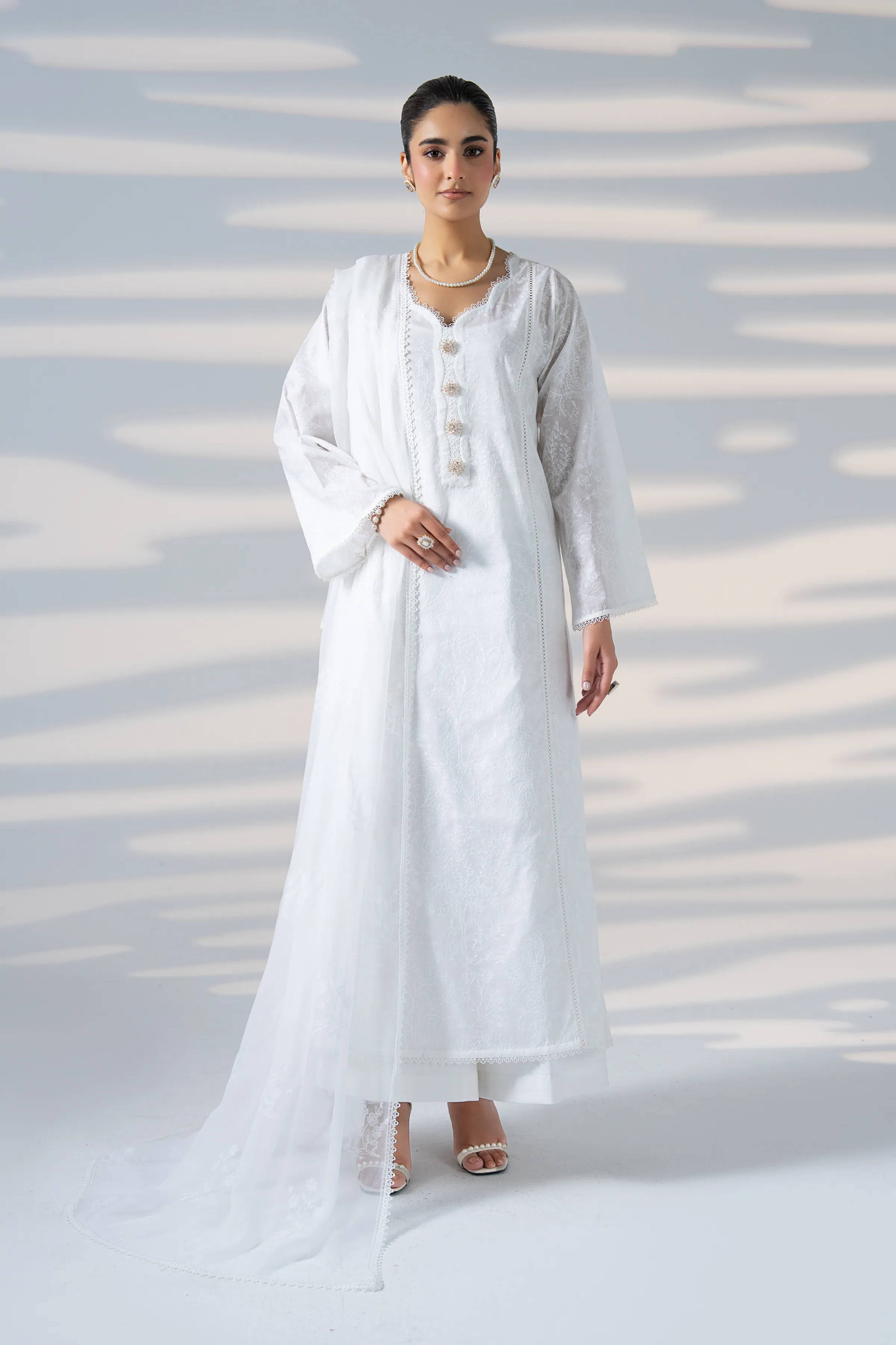 WHITE CLASSIC 14