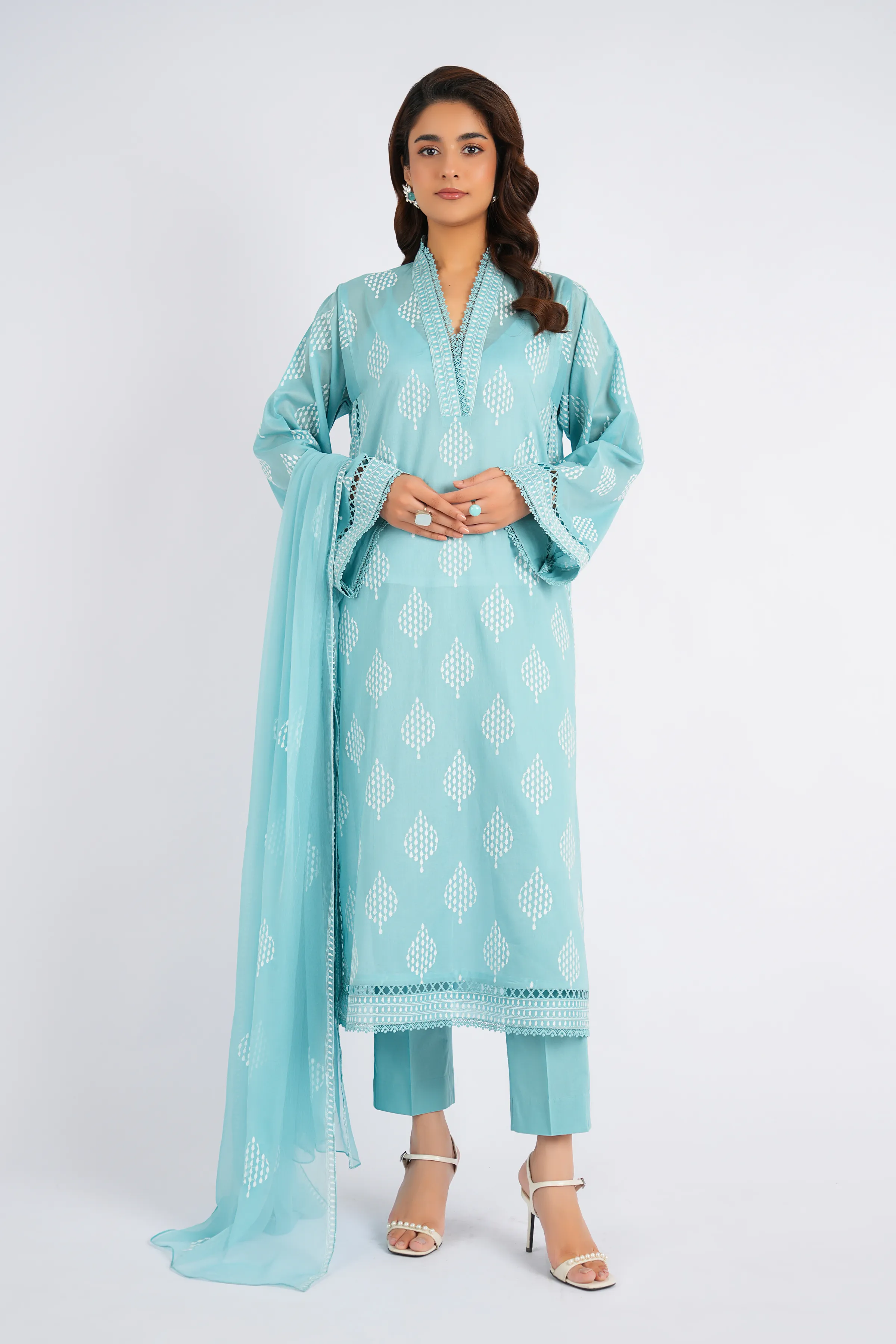 ETHNIC MOTIF-01