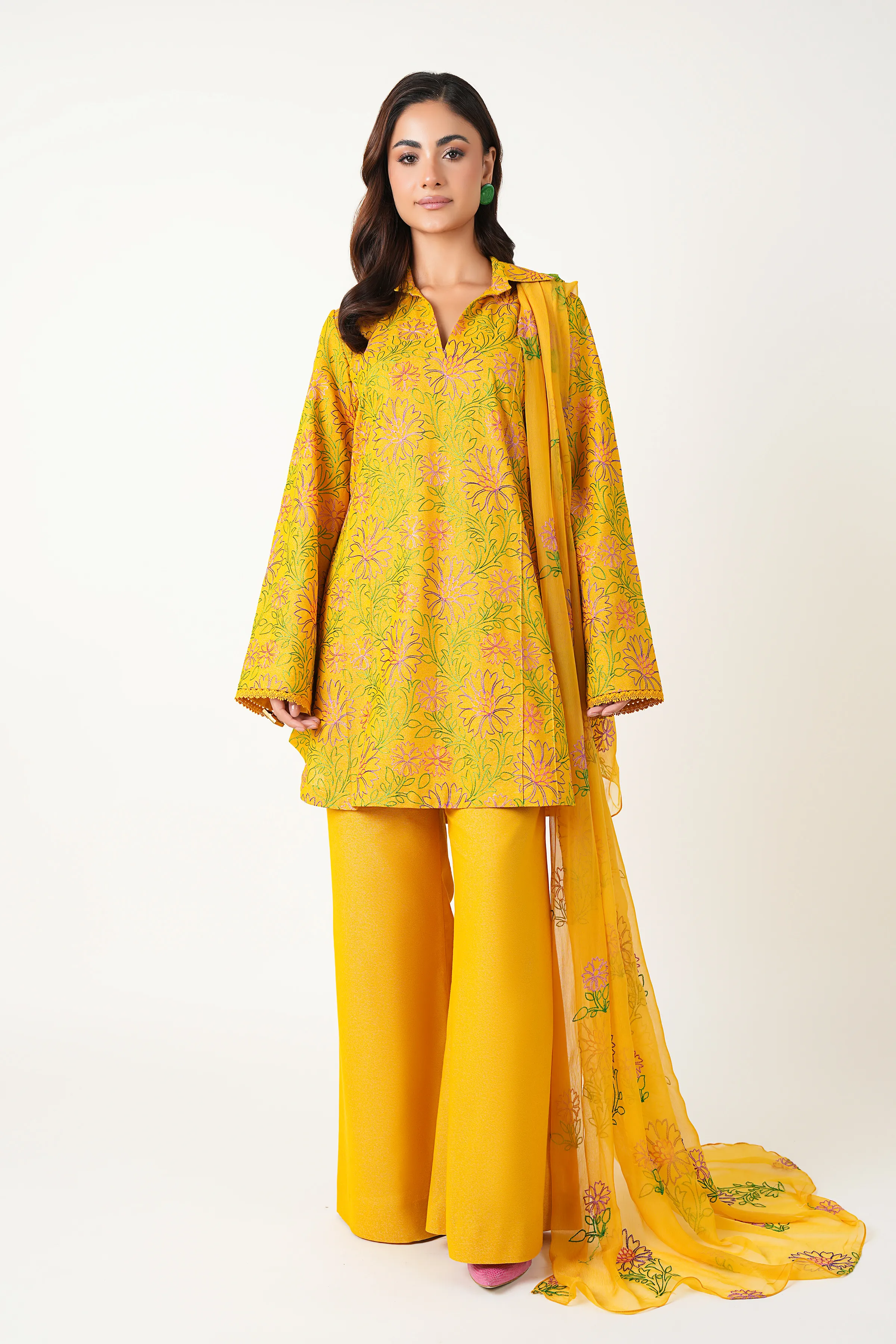 ETHNIC FLORAL