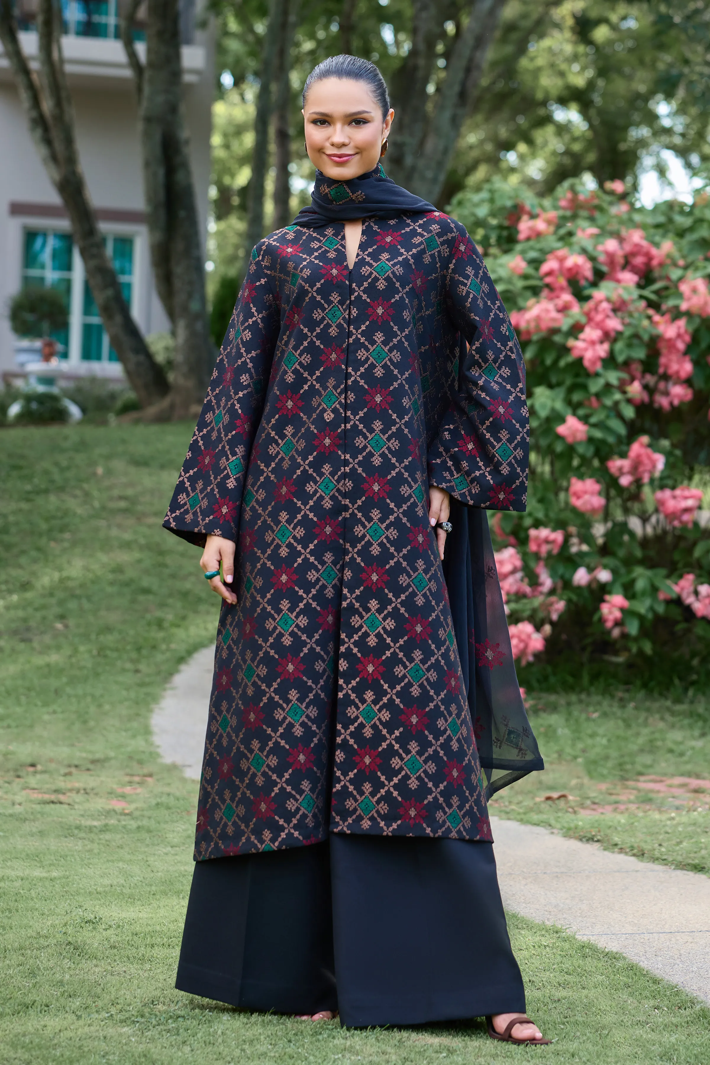 Retail Price: 17,950/-PKR