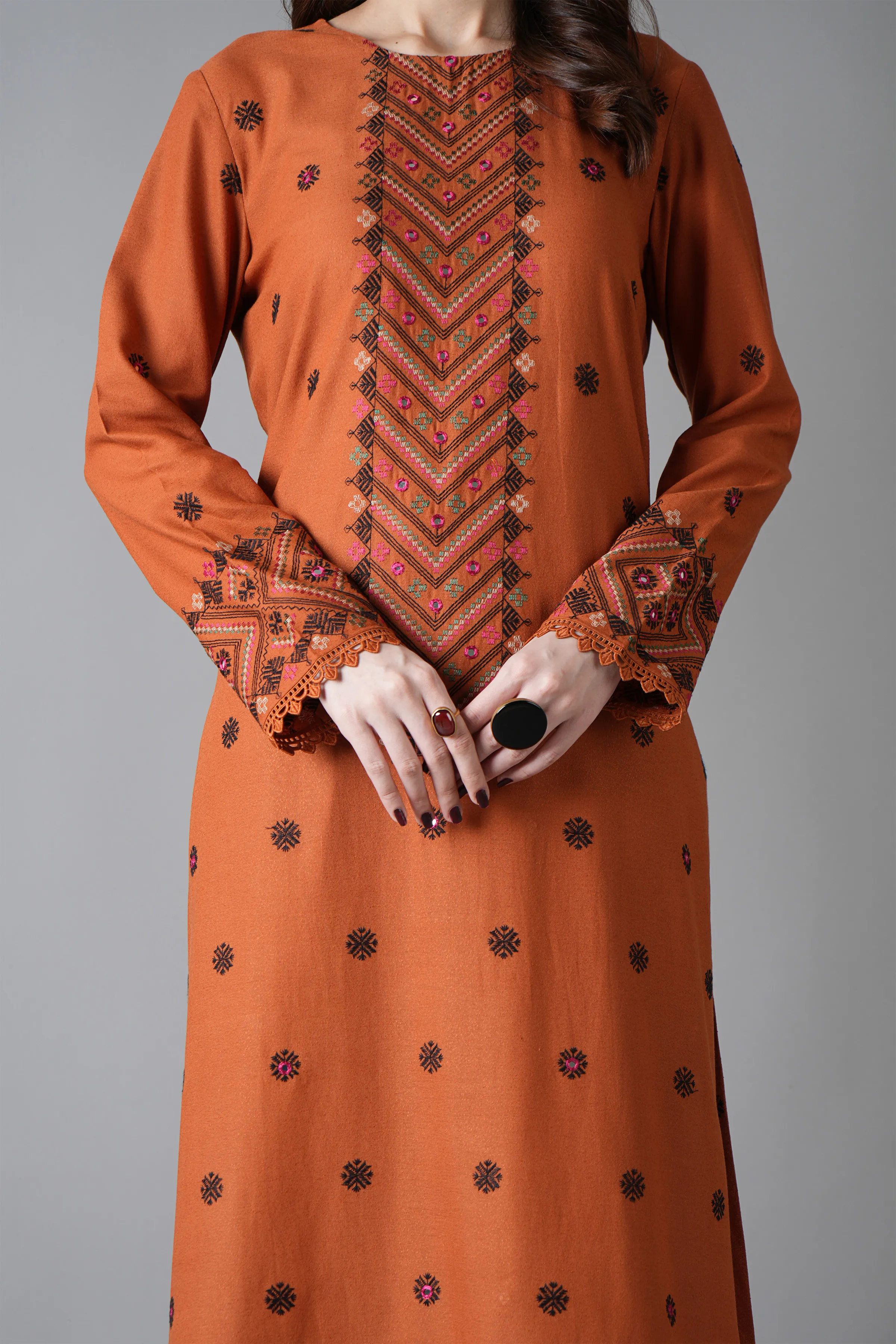 FESTIVE TALES-SHISHA WORK