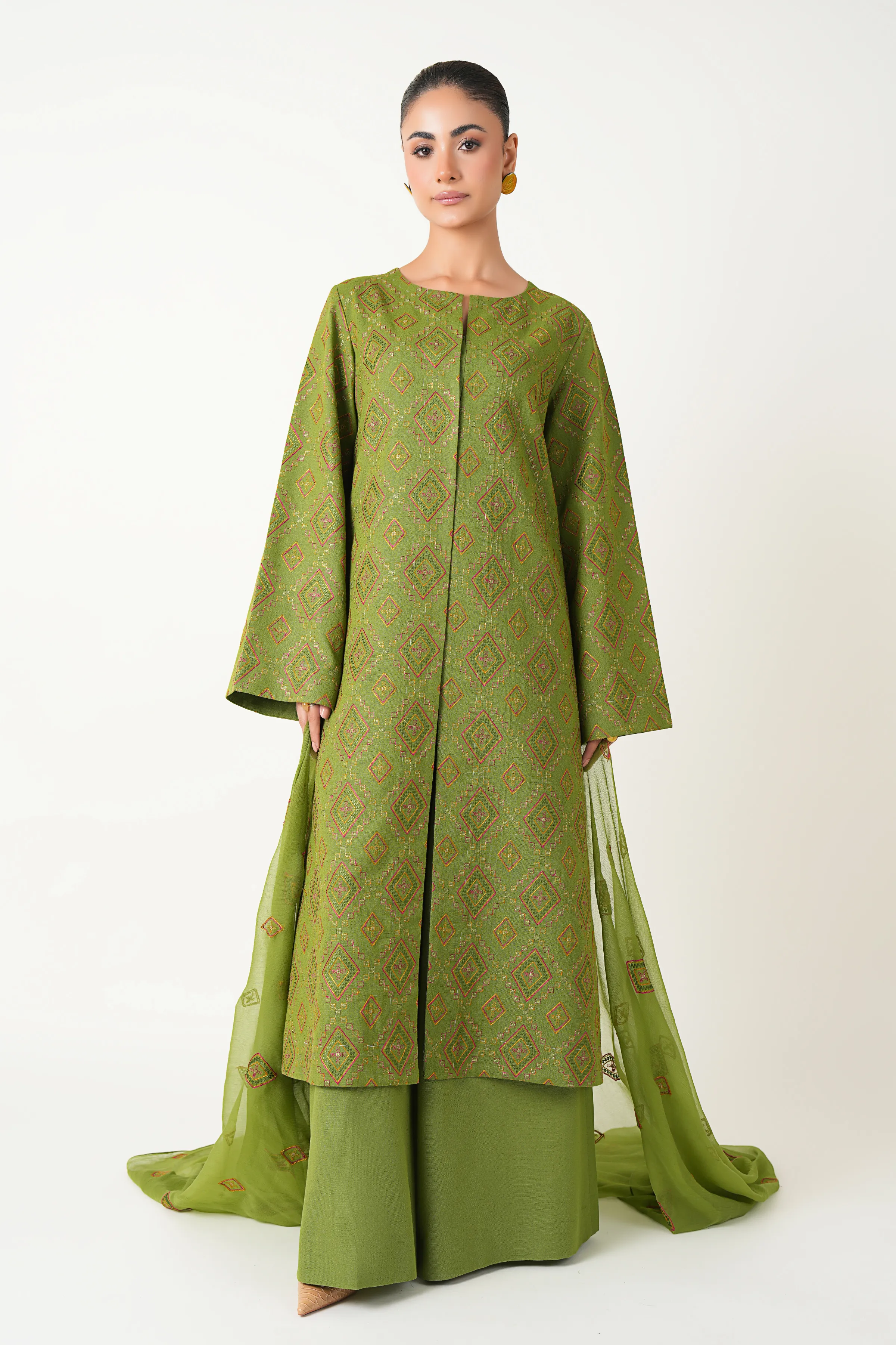 ETHNIC ALLURE-01