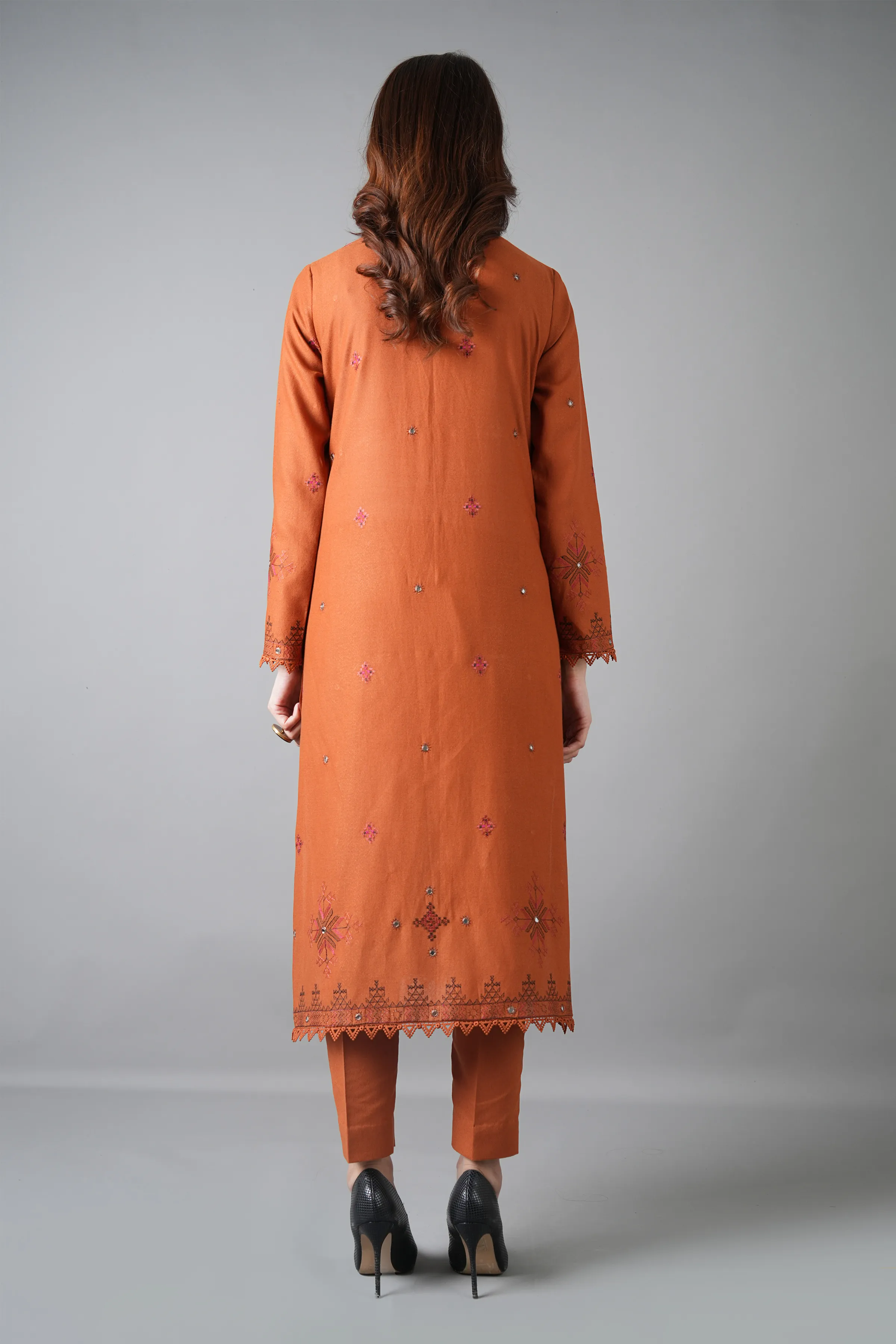 FESTIVE TALES-SHISHA WORK