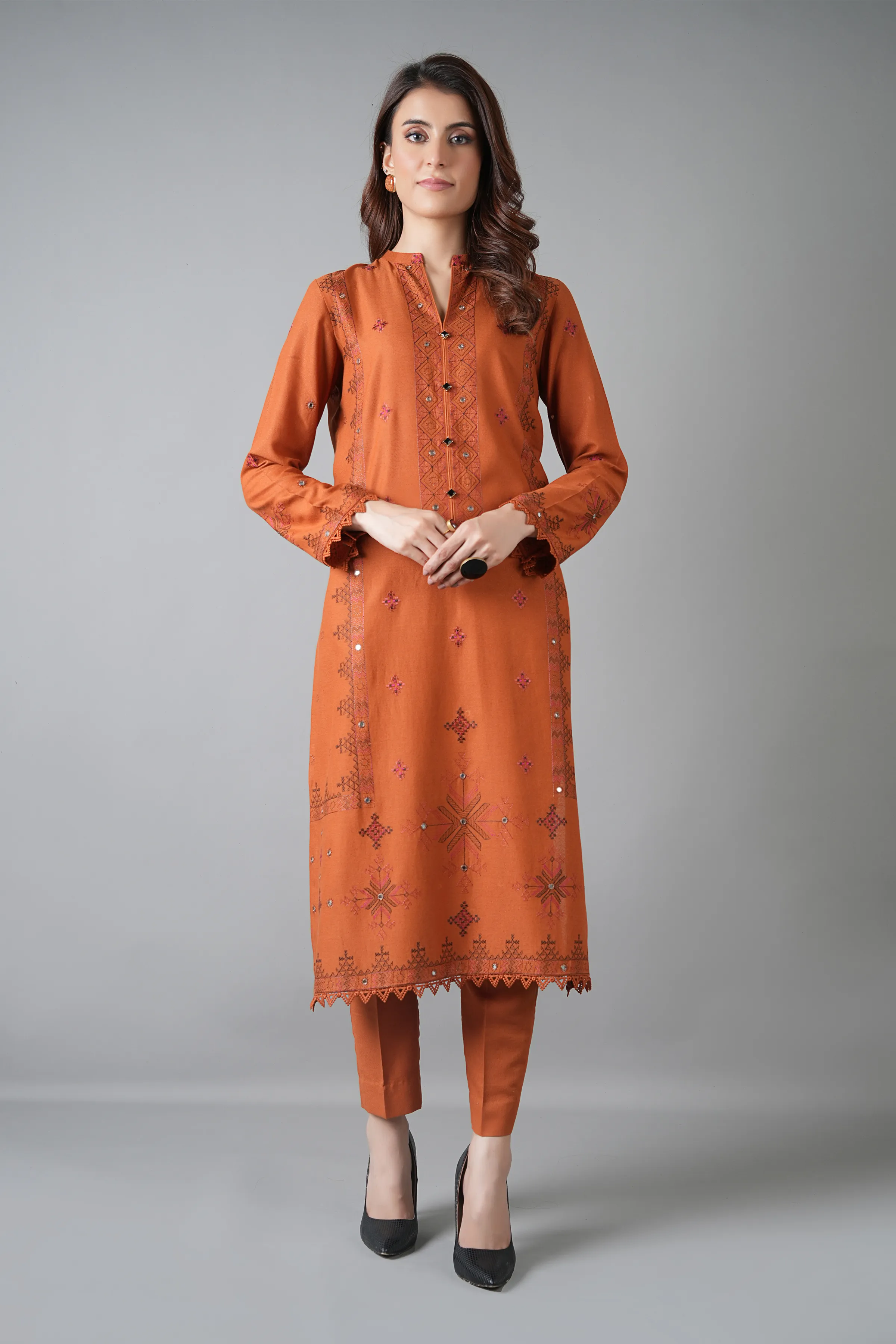 FESTIVE TALES-SHISHA WORK