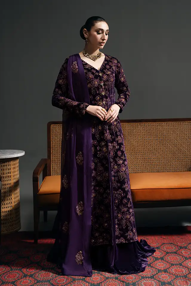 contrast dress design Opulent – Rouxelle a notched neckline detail JUST-IN! New Designs from blazers and suits US Size:US 16
