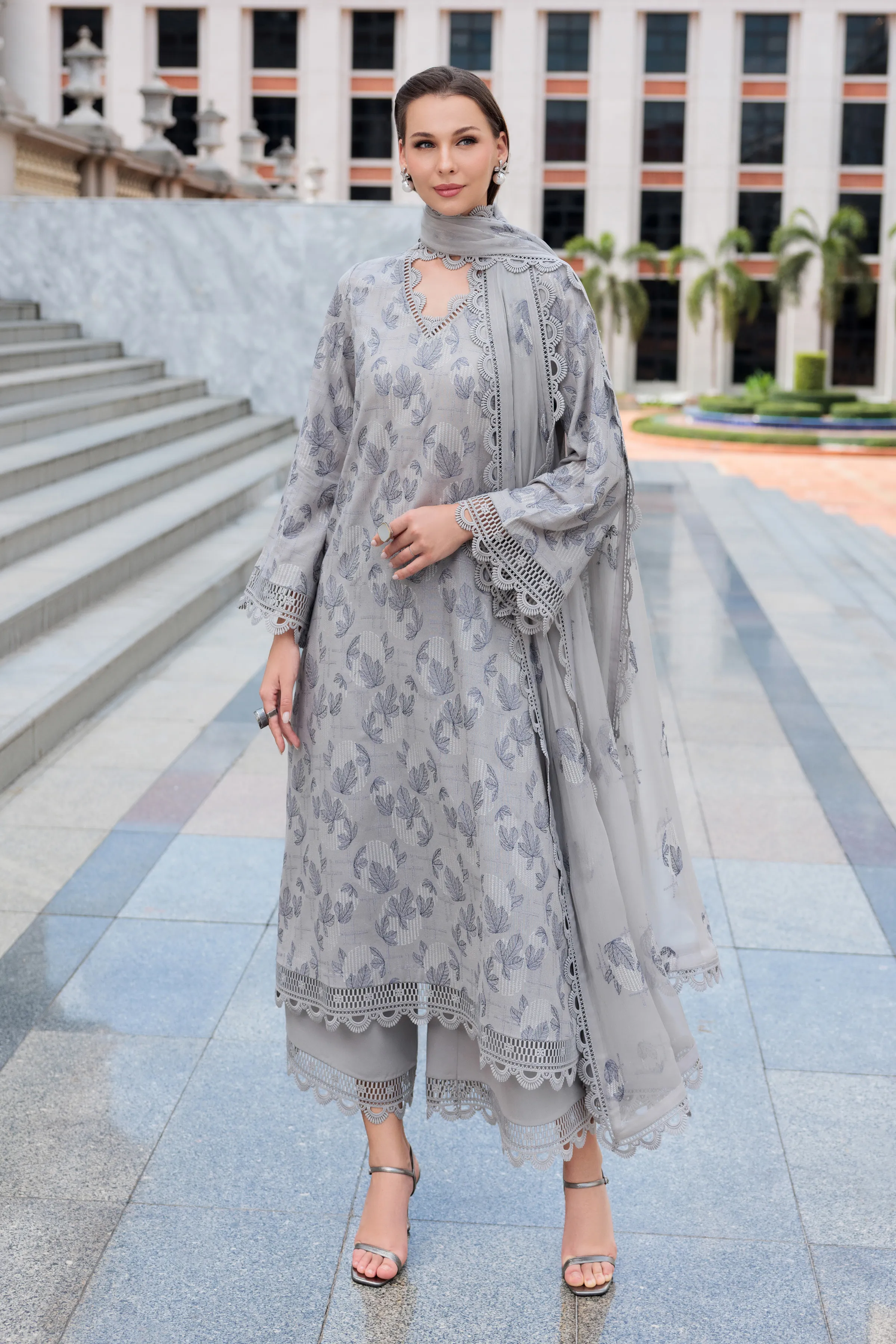 Retail Price: 18,125/-PKR